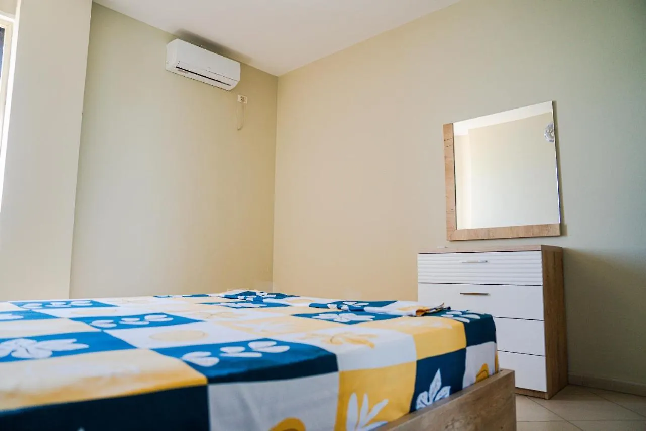 Apartament Cds Durrës 0*,